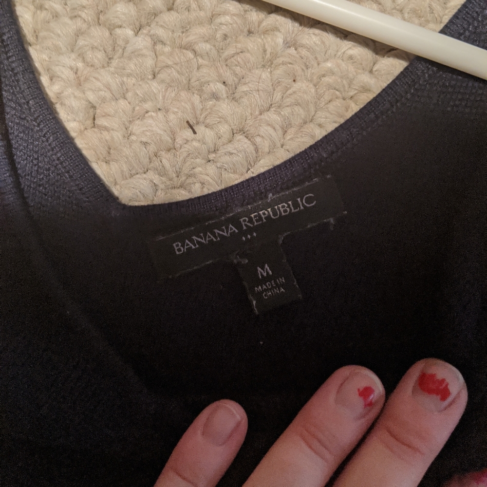 sweater - Picture 2 of 3
